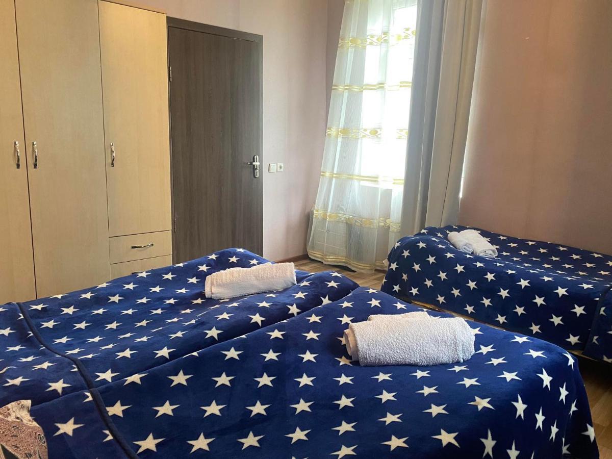 Guesthouse Venera Mestia Eksteriør bilde