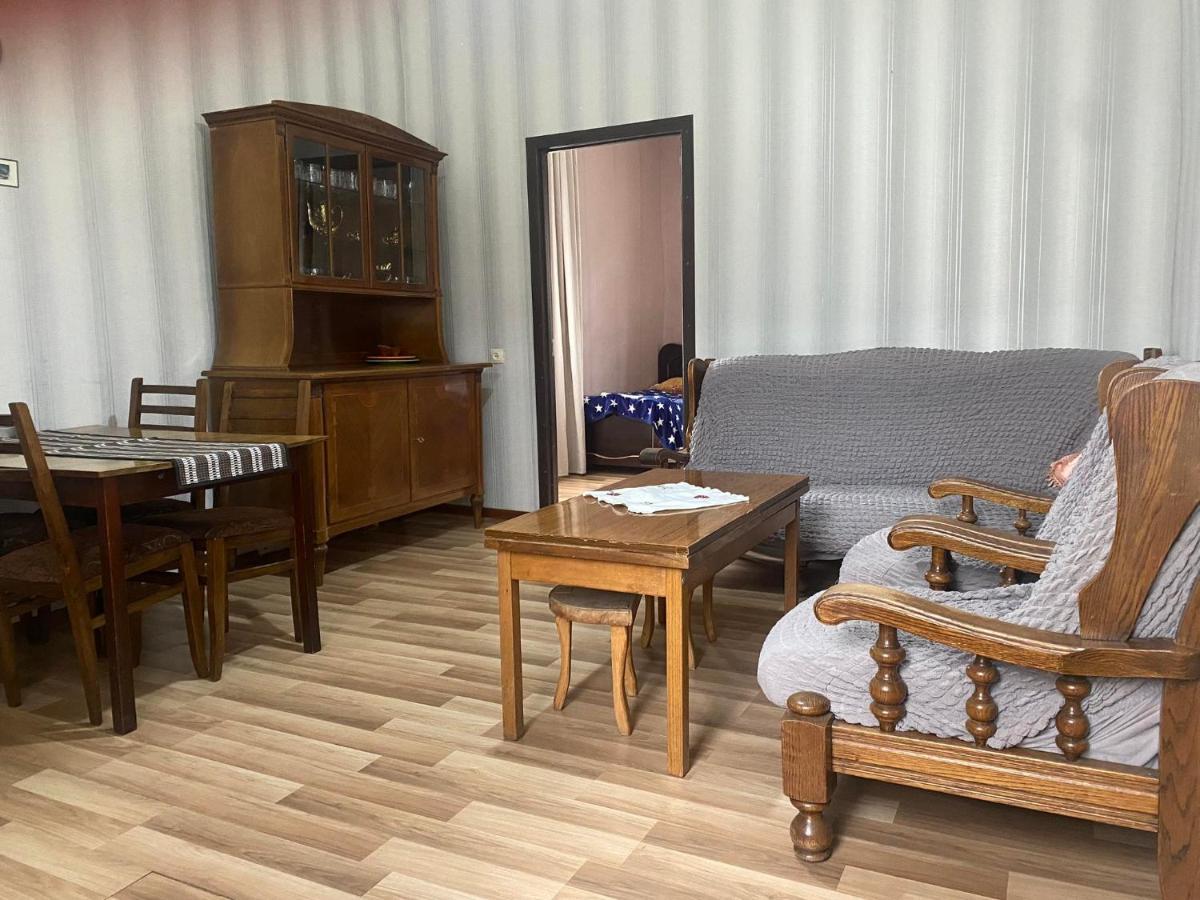 Guesthouse Venera Mestia Eksteriør bilde