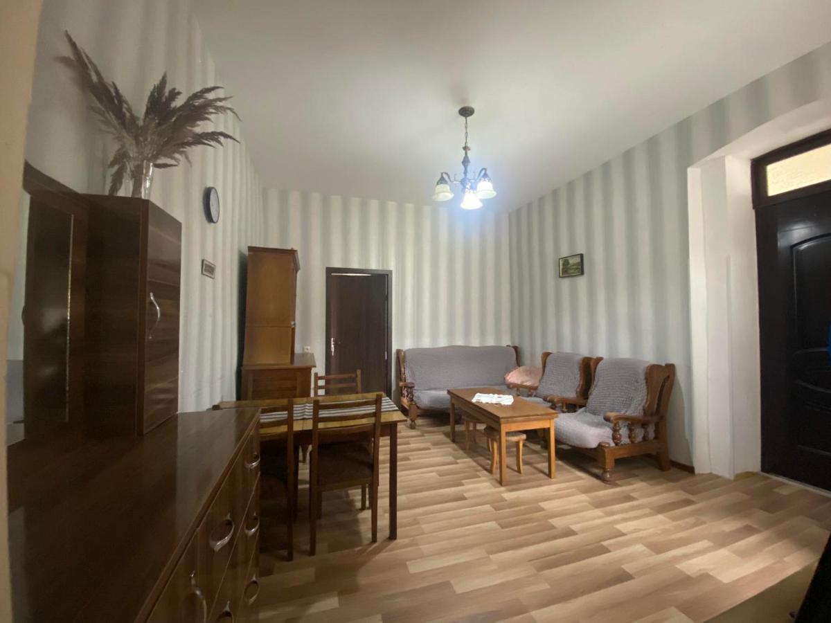 Guesthouse Venera Mestia Eksteriør bilde