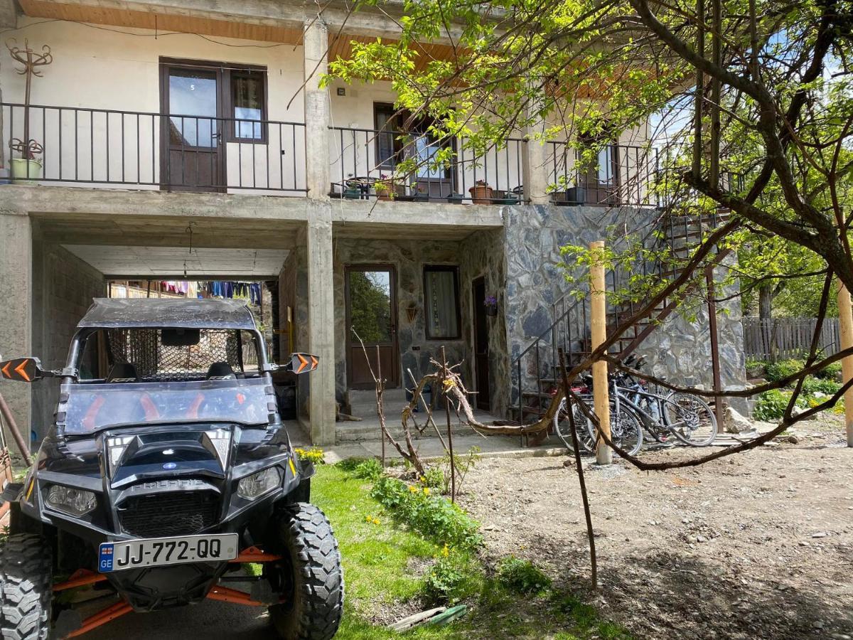 Guesthouse Venera Mestia Eksteriør bilde