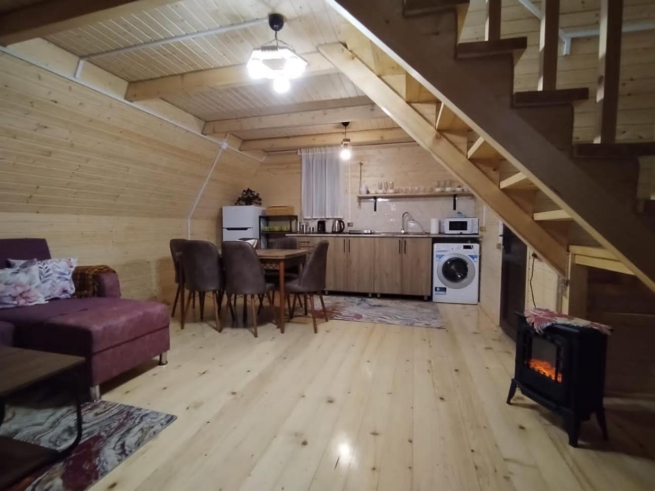 Guesthouse Venera Mestia Eksteriør bilde