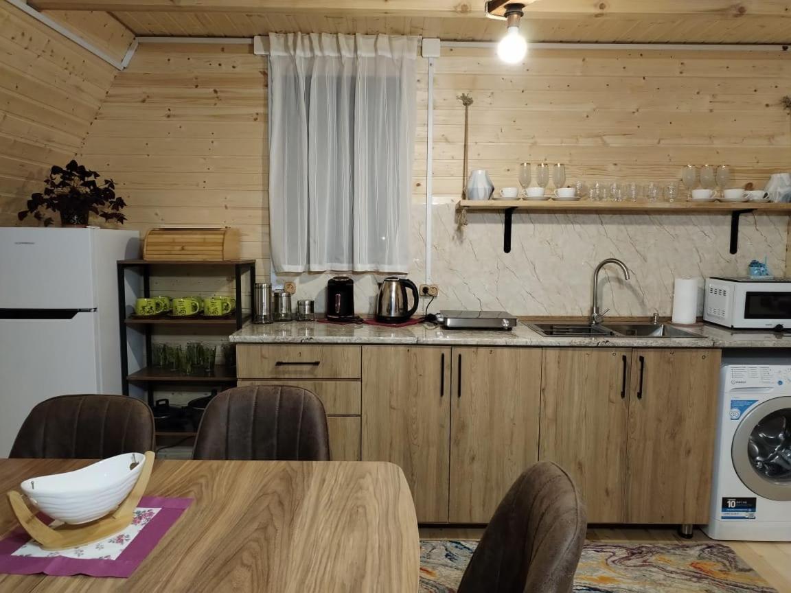 Guesthouse Venera Mestia Eksteriør bilde