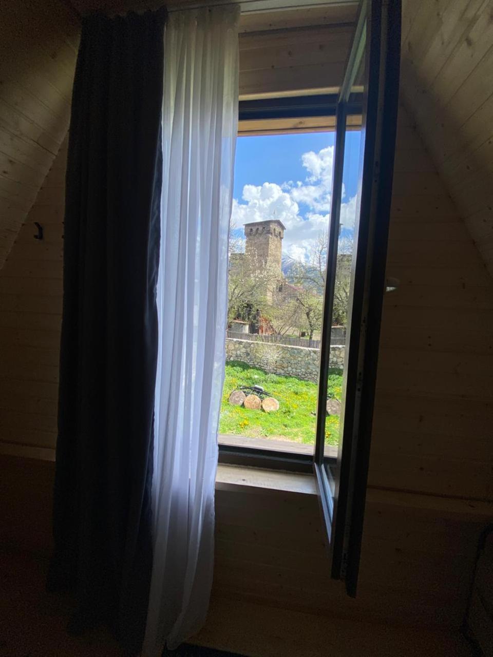 Guesthouse Venera Mestia Eksteriør bilde