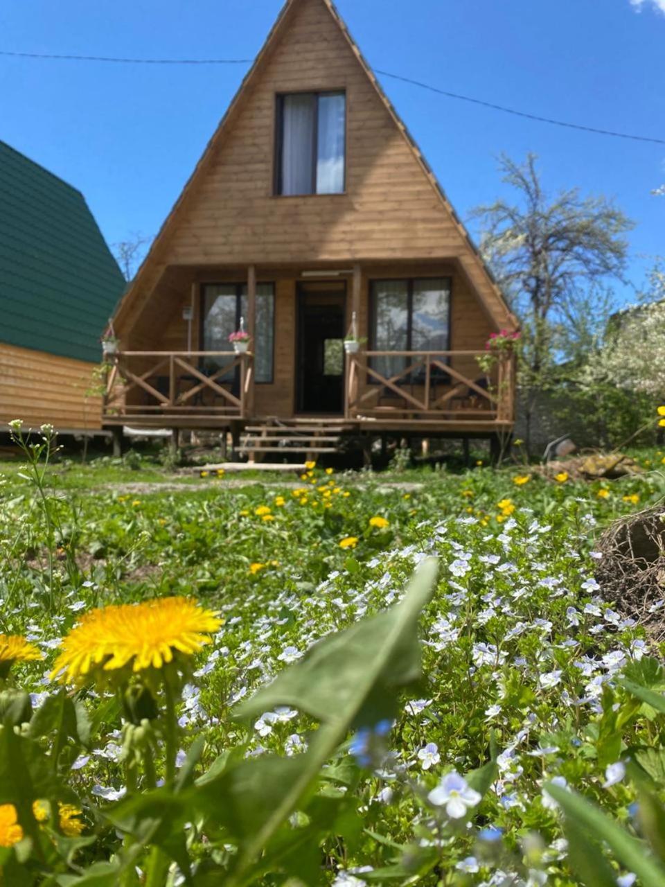 Guesthouse Venera Mestia Eksteriør bilde